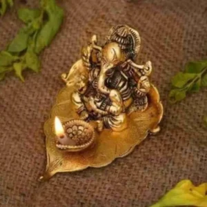 Paan Ganesh Idol with Diya