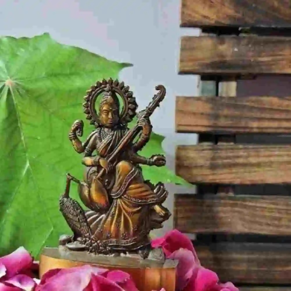Metal Saraswati Mata Statue for Car Dashboard